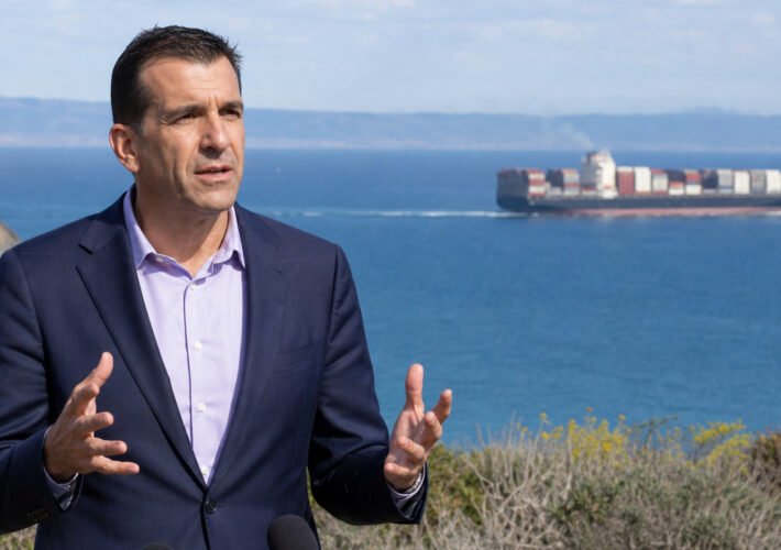 Liccardo Leads Bipartisan ‘Save Willy Act’ to Halt Whale Strikes